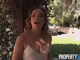 PropertySex Smoking Hot Rich Business Woman Fucks Homeowner