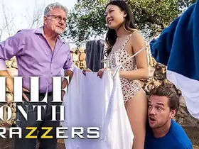 Horny Sexy (Lulu Chu) Finds What She Desperately Needs In (Kyle Mason's) Big Dick - Brazzers